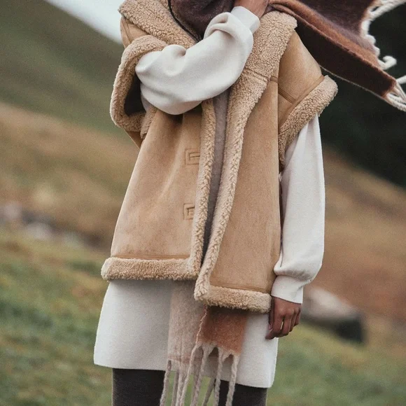 NWT Avec Les filles relaxed Sherpa vests - Picture 2 of 7